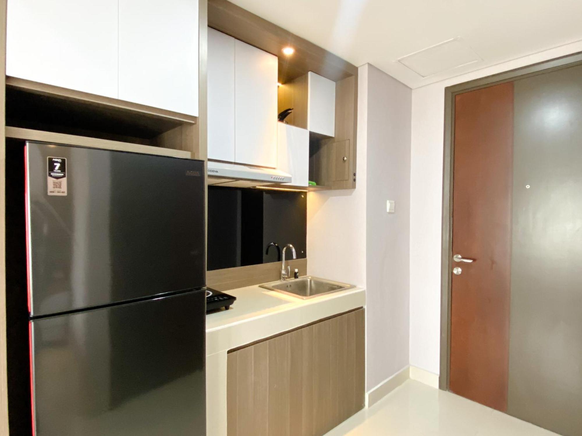 Modern And Comfy Studio At Pollux Chadstone Apartment By Travelio Cikarang Luaran gambar